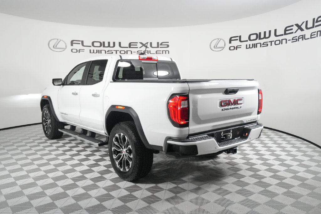 Used 2025 GMC Canyon Denali AWD/4WD image 5