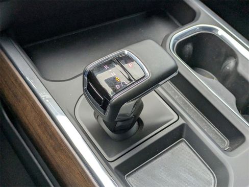 Used 2024 Chevrolet Silverado 1500 High Country w/ High Country Premium Package image 26