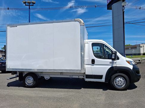 Used 2023 RAM ProMaster 3500 FWD image 9