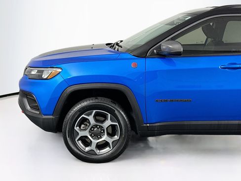 Used 2022 Jeep Compass Trailhawk w/ Trailhawk Convenience Group AWD/4WD image 45