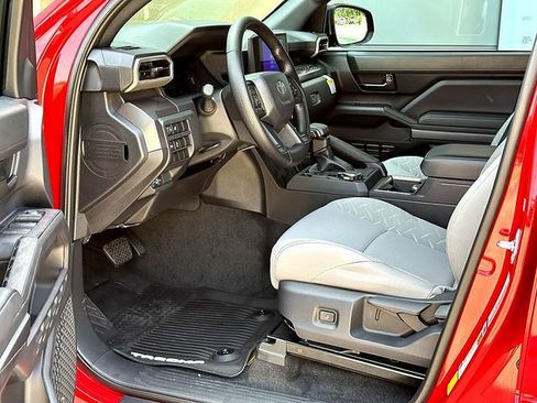 Used 2026 Toyota Tacoma SR5 AWD/4WD image 10