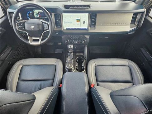 Certified 2024 Ford Bronco Outer Banks w/ Sasquatch Package image 19