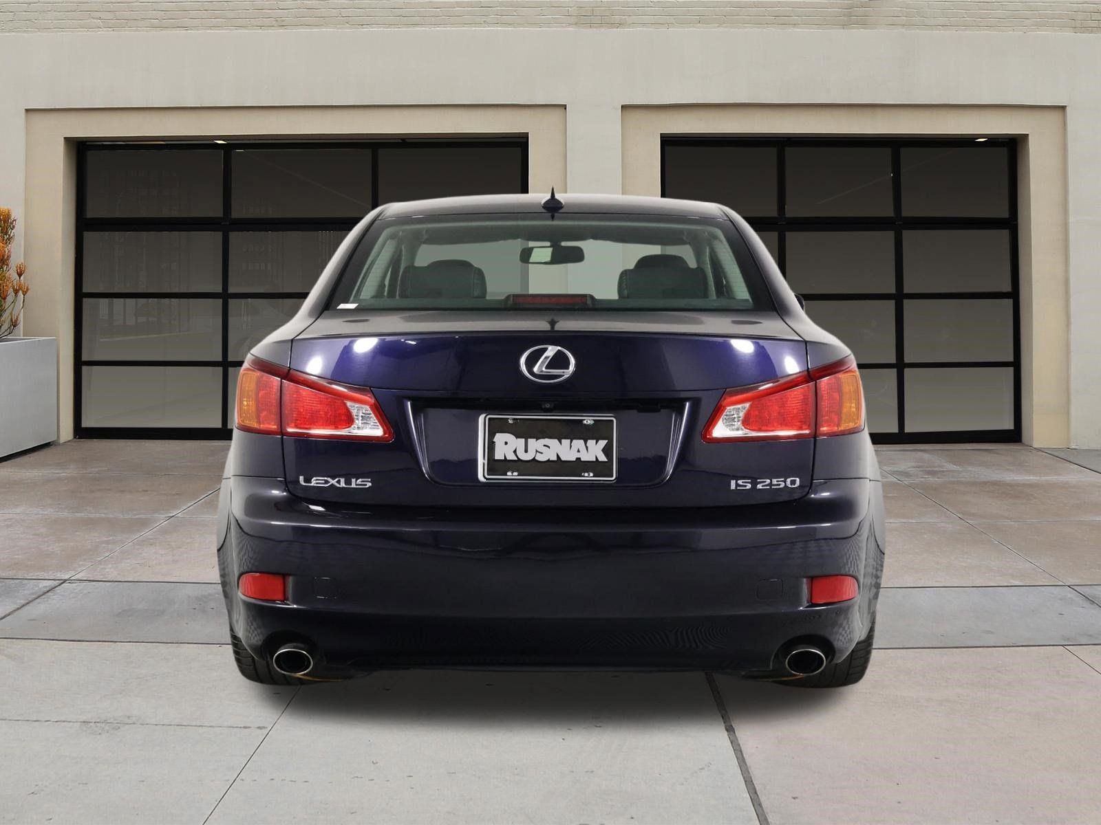 Used 2009 Lexus IS 250 w/ Premium Pkg RWD image 5