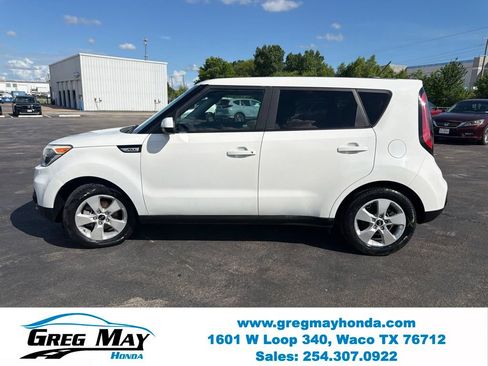 Used 2018 Kia Soul FWD image 7