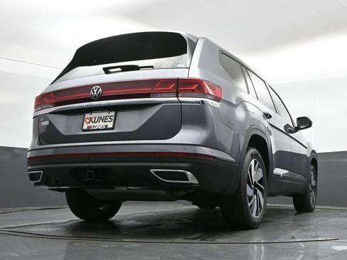 Used 2024 Volkswagen Atlas SE FWD image 37