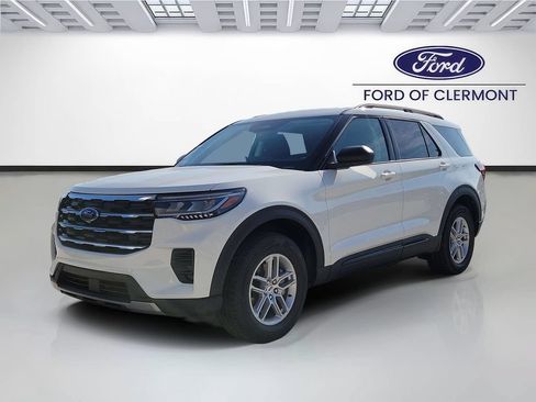 New 2026 Ford Explorer Active RWD image 3