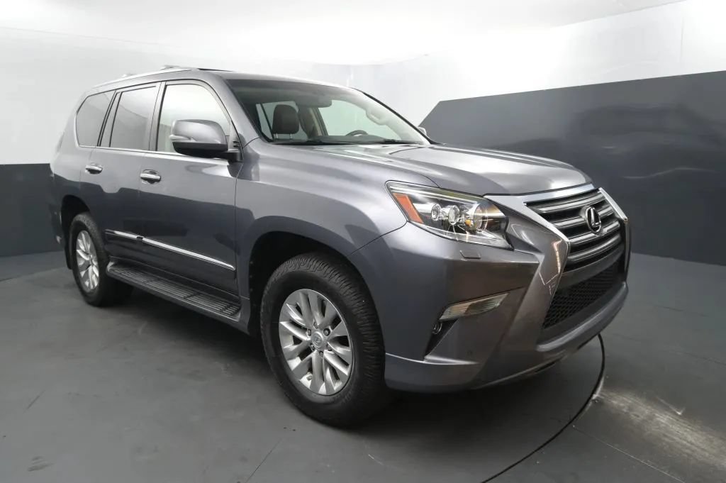 Used 2018 Lexus GX 460 Premium w/ Premium Package AWD/4WD image 7