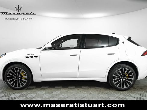 New 2025 Maserati Grecale Modena image 7