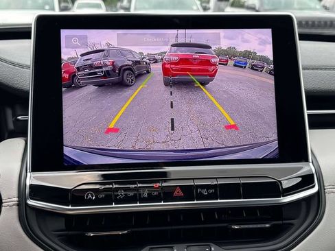 New 2026 Jeep Compass Limited AWD/4WD image 19
