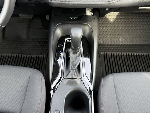 Certified 2025 Toyota Corolla SE image 20