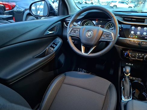 Certified 2022 Buick Encore GX Preferred FWD image 14