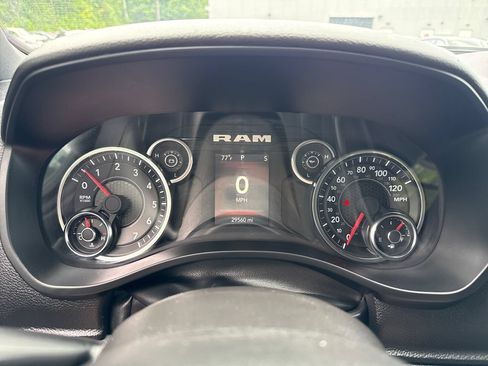 Used 2024 RAM 1500 Big Horn AWD/4WD image 9