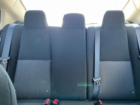 Used 2025 Nissan Sentra SV image 36