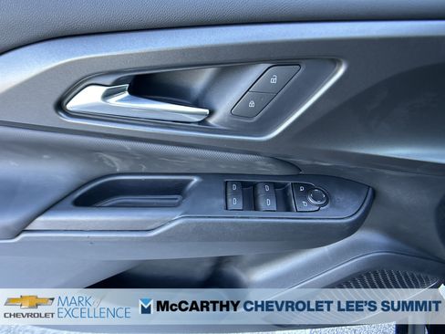 New 2026 Chevrolet Equinox EV LT w/ Comfort Package image 16