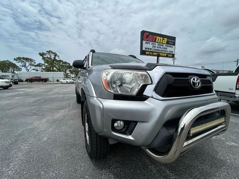 Used 2015 Toyota Tacoma PreRunner image 2