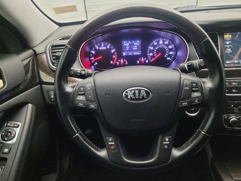 Used 2015 Kia Cadenza Premium image 22