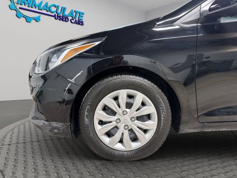Used 2020 Hyundai Accent SE image 25