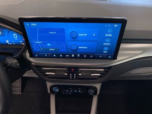 New 2025 Ford Escape Active w/ Active Premium Tech Pack image 23