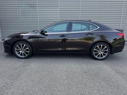 Used 2015 Acura TLX V6 SH-AWD w/ Technology Pkg image 2