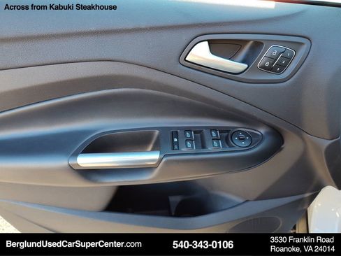 Used 2019 Ford Escape Titanium image 15