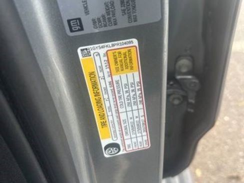 Certified 2023 Cadillac Escalade Sport w/ Touring Package image 9