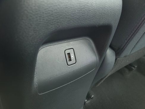 Certified 2025 Nissan Sentra SV FWD image 10
