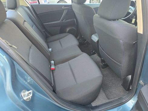Used 2011 MAZDA MAZDA3 i Touring FWD image 15