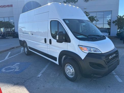 New 2026 RAM ProMaster 3500 w/ Power Group image 44
