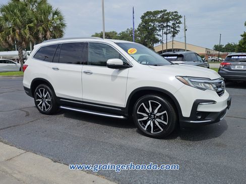 Used 2021 Honda Pilot Touring image 7