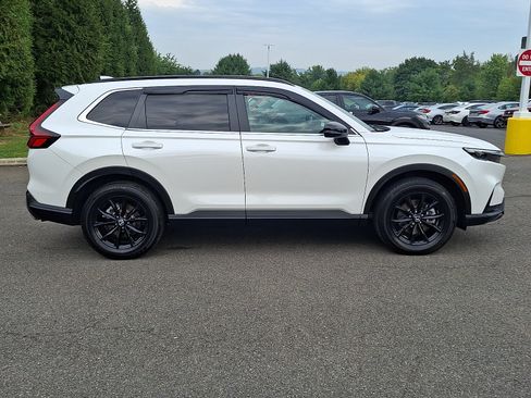 Used 2025 Honda CR-V Sport image 7