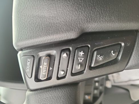 Used 2022 Nissan Frontier SV w/ Technology Package AWD/4WD image 27