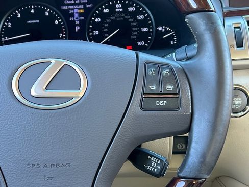 Used 2016 Lexus LS 460 460 image 17