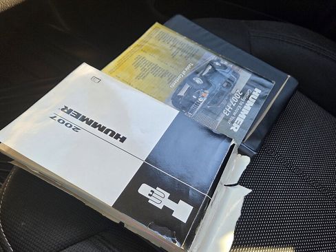 Used 2007 HUMMER H3 image 30