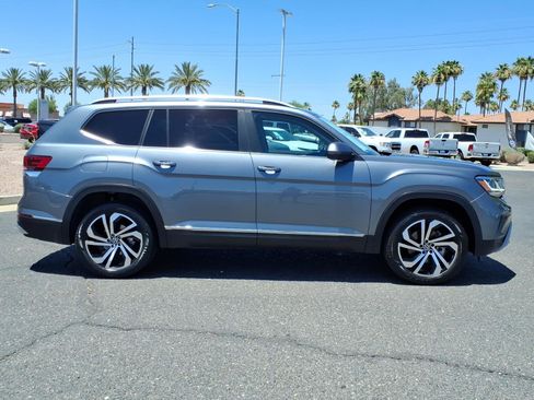 Used 2023 Volkswagen Atlas SEL AWD/4WD image 8