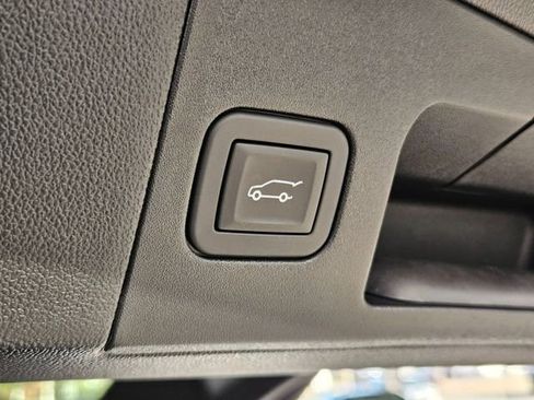 New 2025 Cadillac XT5 Premium Luxury w/ Technology Package image 32