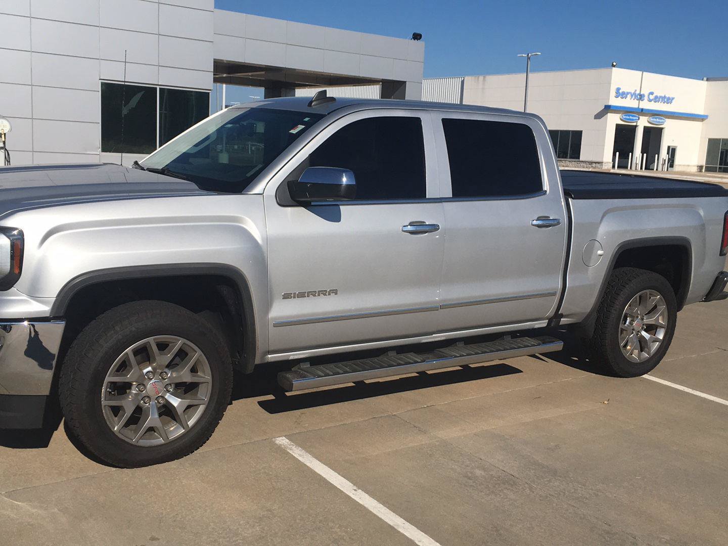 Used 2018 GMC Sierra 1500 SLT w/ SLT Premium Package RWD image 8