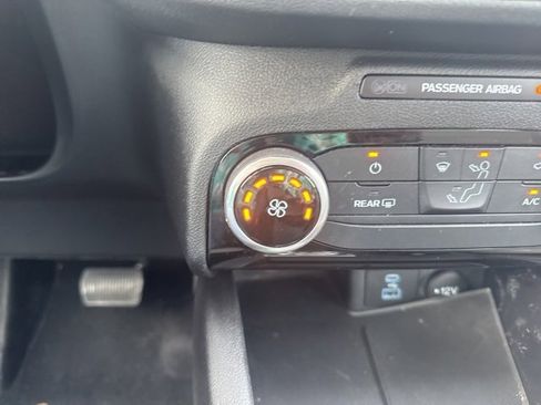 Used 2022 Ford Escape S image 13