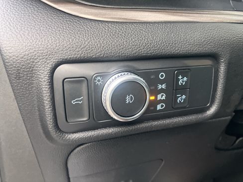 Used 2022 Ford Explorer Limited AWD/4WD image 21