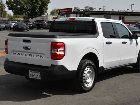 Used 2024 Ford Maverick XL image 8
