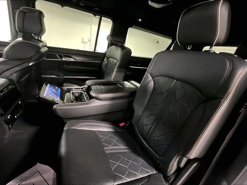 Used 2024 Jeep Grand Wagoneer L Series III w/ Quick Order Packagew 28T AWD/4WD image 35