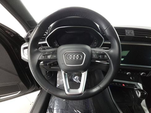 Used 2021 Audi Q3 2.0T Premium Plus w/ Premium Plus Package AWD/4WD image 11