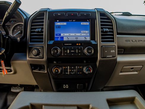 Used 2019 Ford F250 XL w/ STX Appearance Package image 21