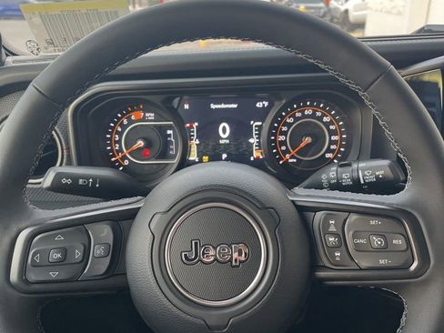 New 2026 Jeep Wrangler Unlimited Rubicon image 7