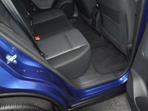 Used 2023 Nissan Rogue SV AWD/4WD image 15