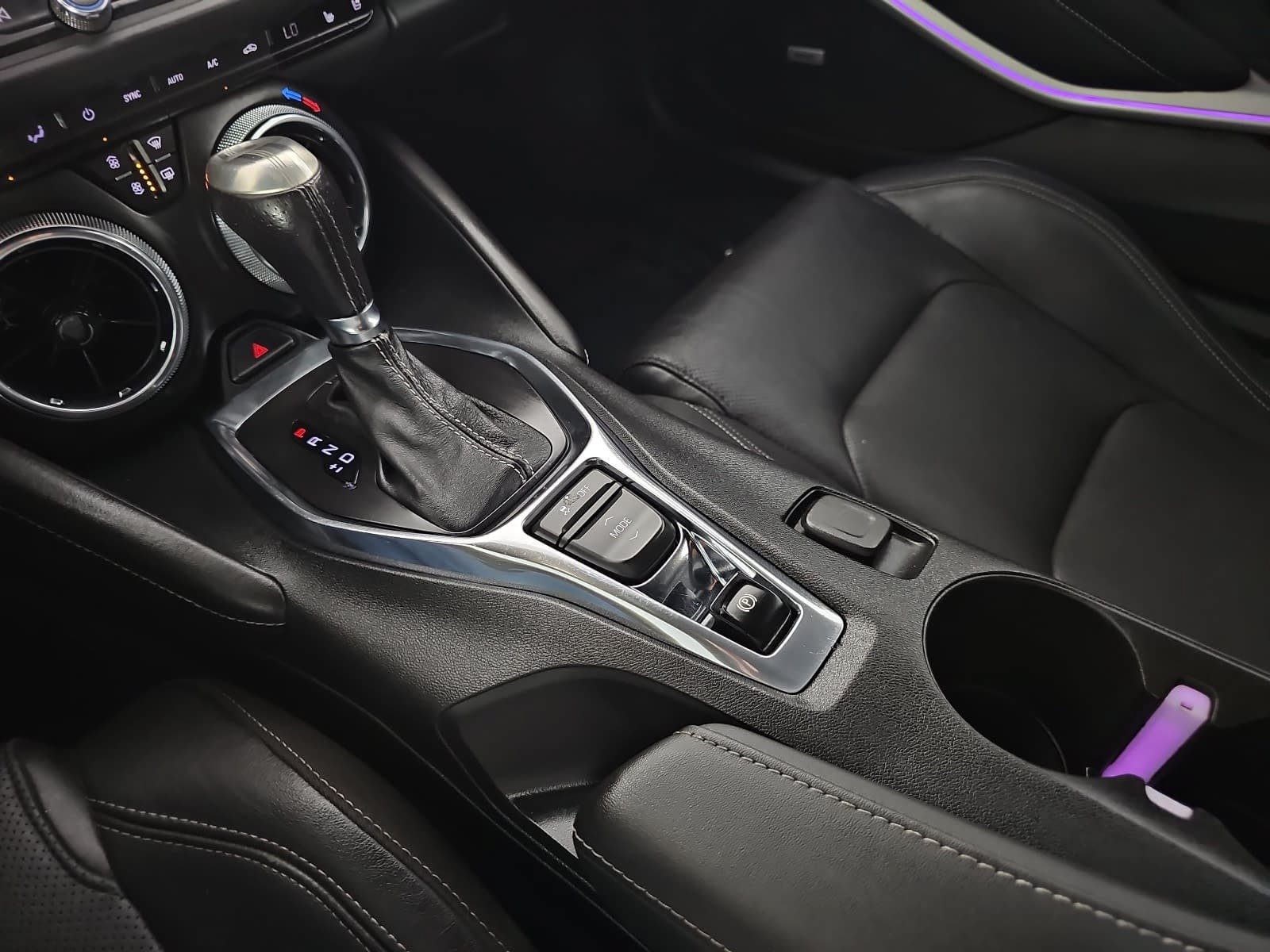 Used 2020 Chevrolet Camaro SS RWD image 22