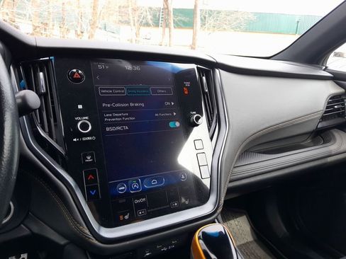 Used 2022 Subaru Outback Wilderness image 23