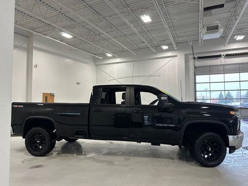 Used 2022 Chevrolet Silverado 2500 LT image 5