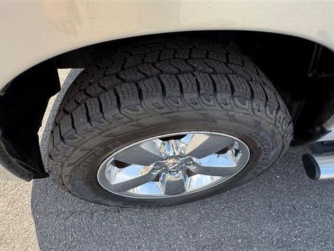 Used 2018 RAM 1500 Big Horn AWD/4WD image 31