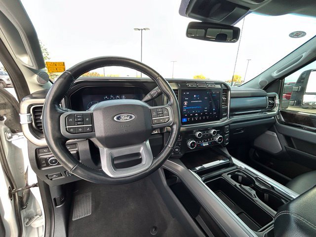 Used 2024 Ford F350 Lariat w/ Black Appearance Package AWD/4WD image 27