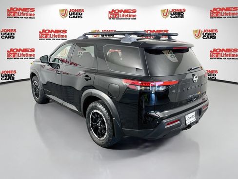 Used 2023 Nissan Pathfinder Rock Creek AWD/4WD image 2